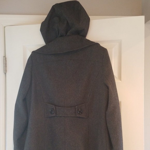 Coat - Picture 2 of 2